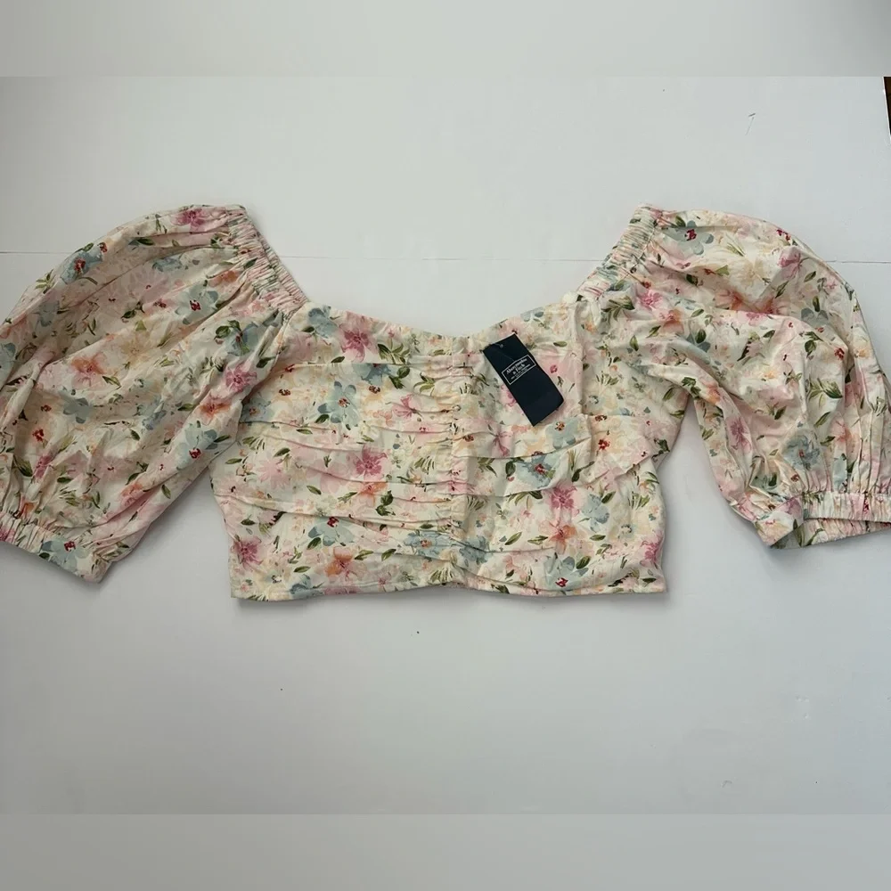 NWT Abercrombie & Fitch Floral Puff Sleeve Size M Corset Crop Blouse